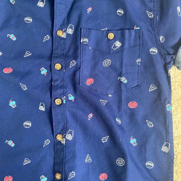 Boys button down top - Picture 2 of 3